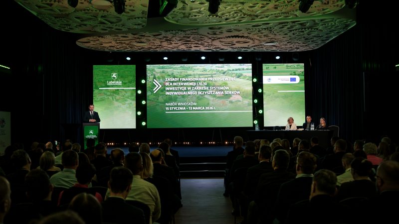 Konferencja dotycząca ogłoszonego naboru dla interwencji I.10.10 „Inwestycje w zakresie systemów indywidualnego oczyszczania ścieków”.